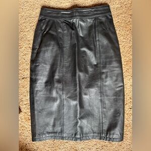 Vintage G-III 100% Leather Skirt Black | Size 5